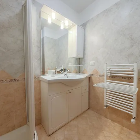 Hostdomus - Silvialpina Appartement