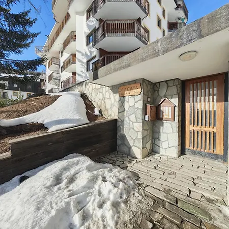 Hostdomus - Silvialpina * Sestriere