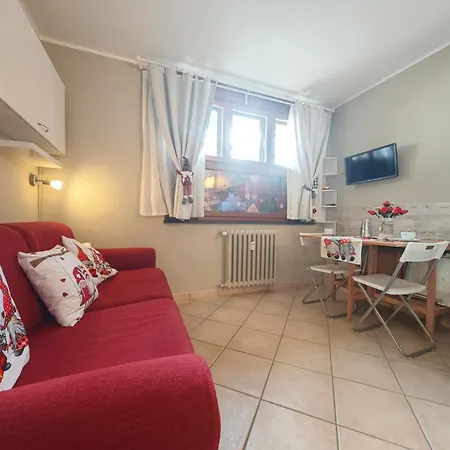 Hostdomus - Silvialpina Apartament